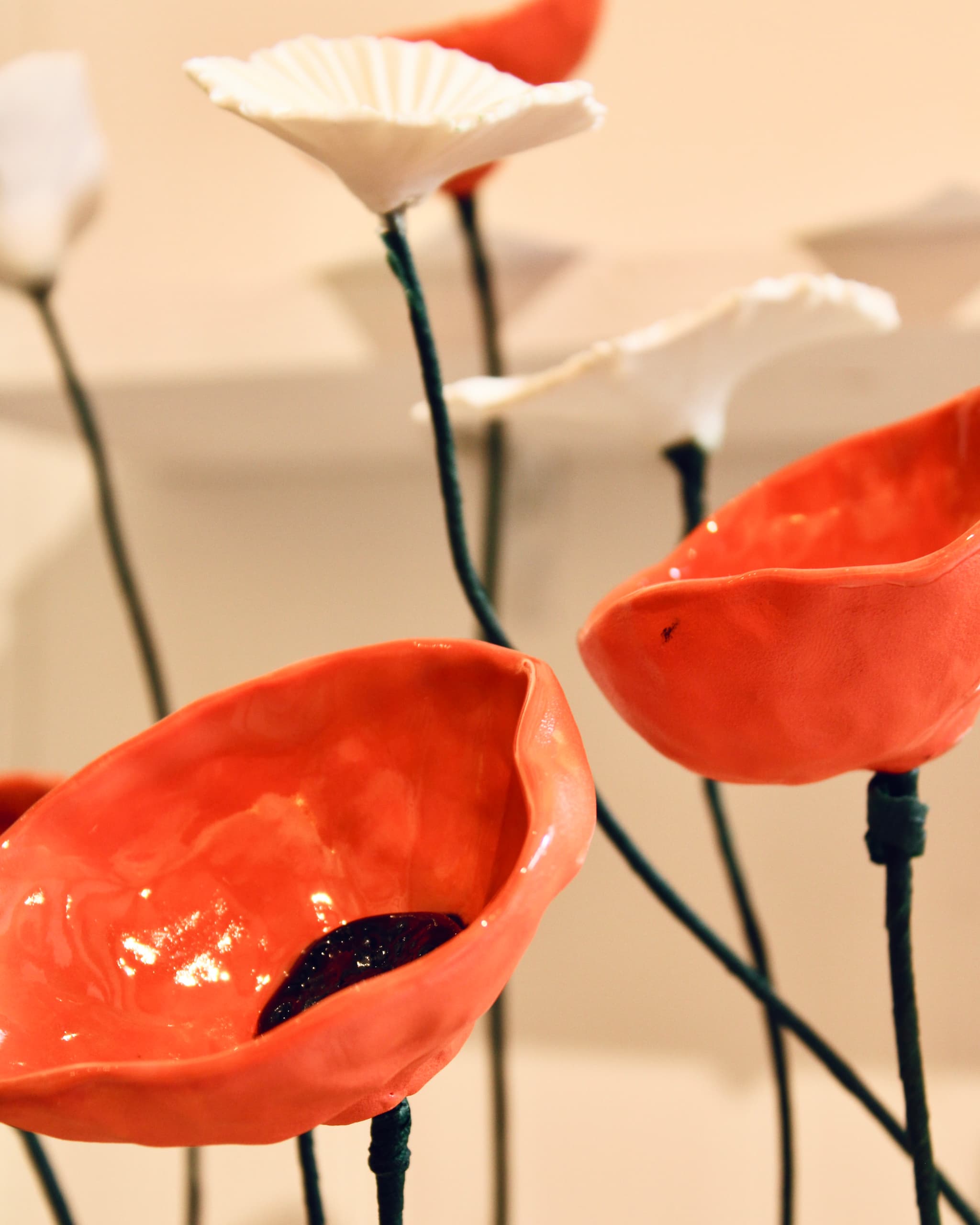fleurs en céramique  grès ou porcelaine émaillé pour extèrieur ou intèrieur