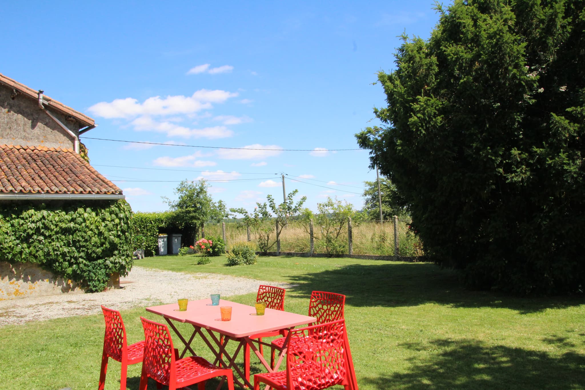 le coin repas extérieur