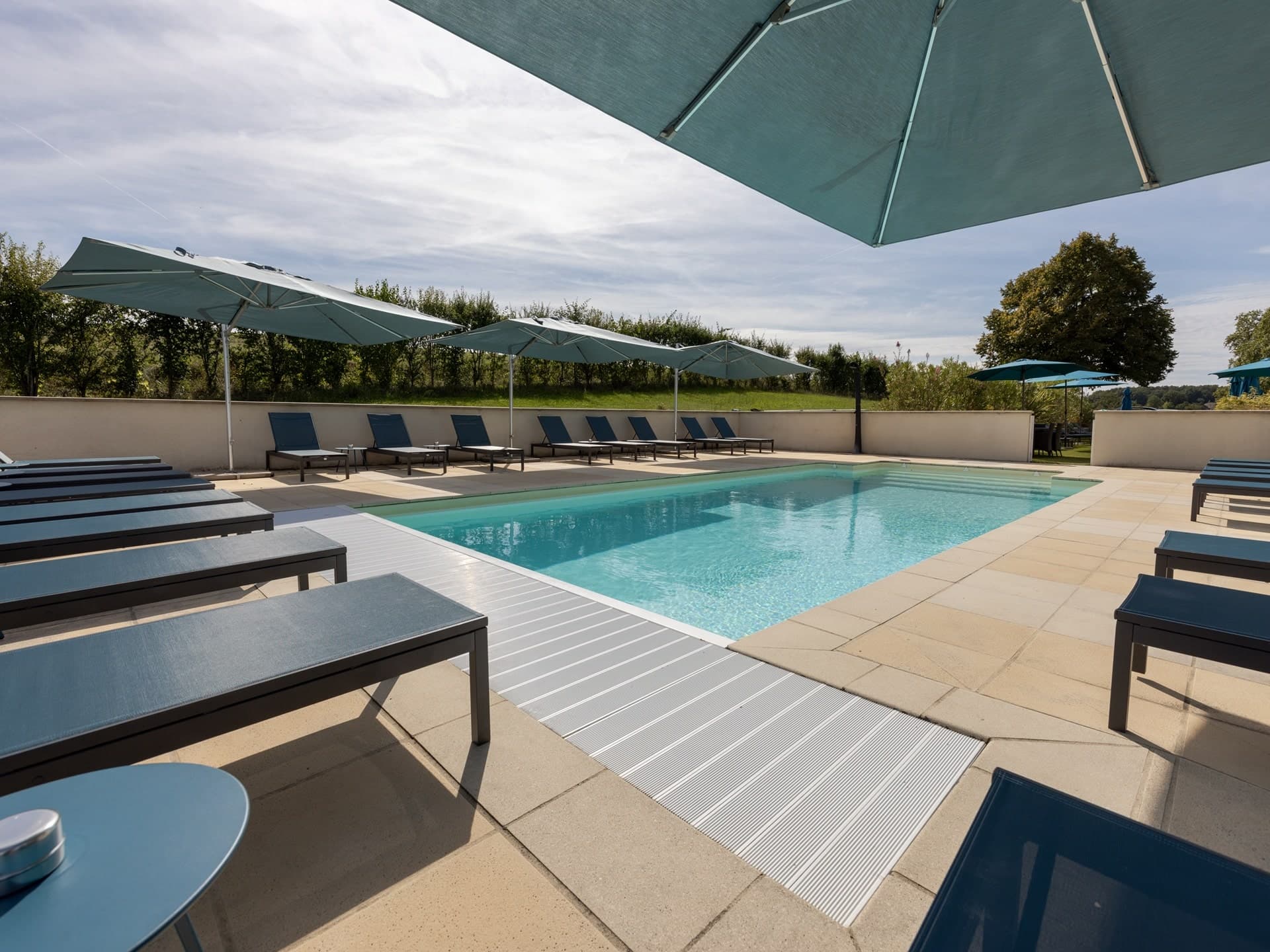 Pey La Tour L'Hotel