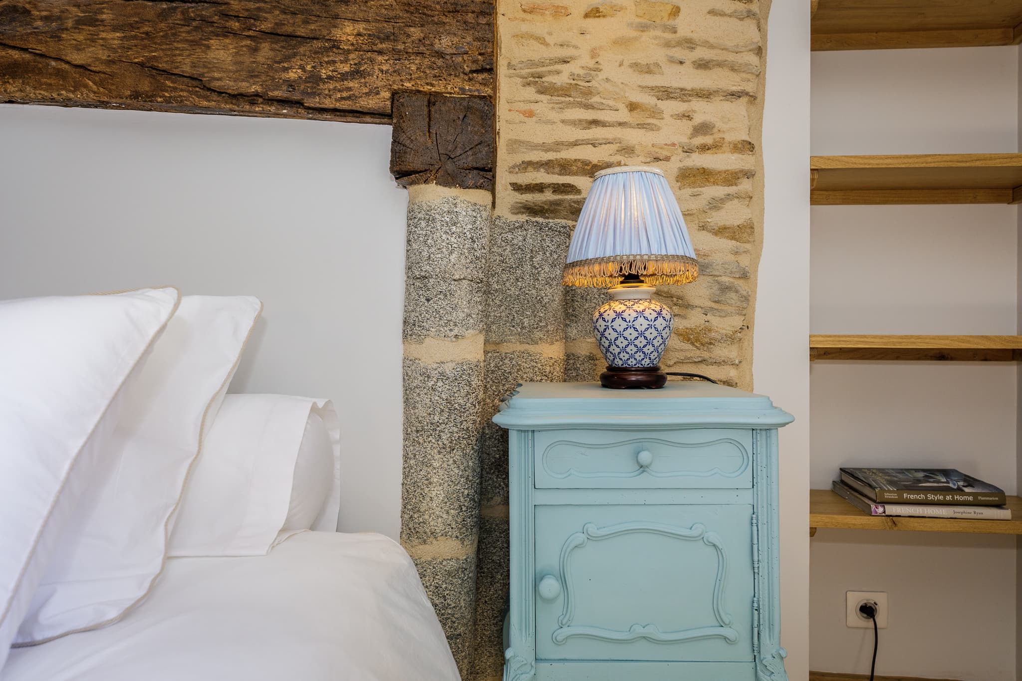 Lou Castel chambre 'Bleuet'