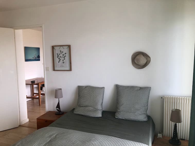 Chambre sur balcon exposé sud ouest avec vue sur mer
