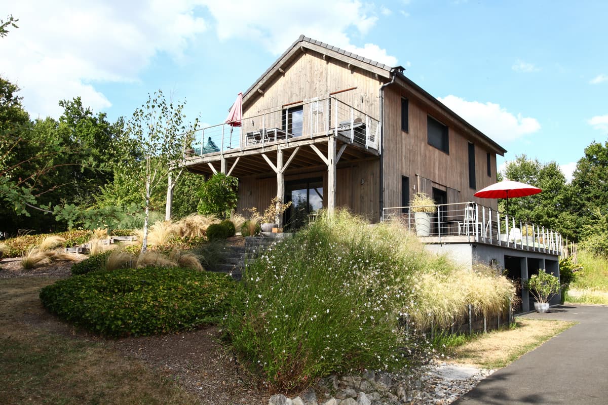 gite-orizon-séchoir-tabac-domaine-de-lo-saint-jean-d-eyraud-tourisme