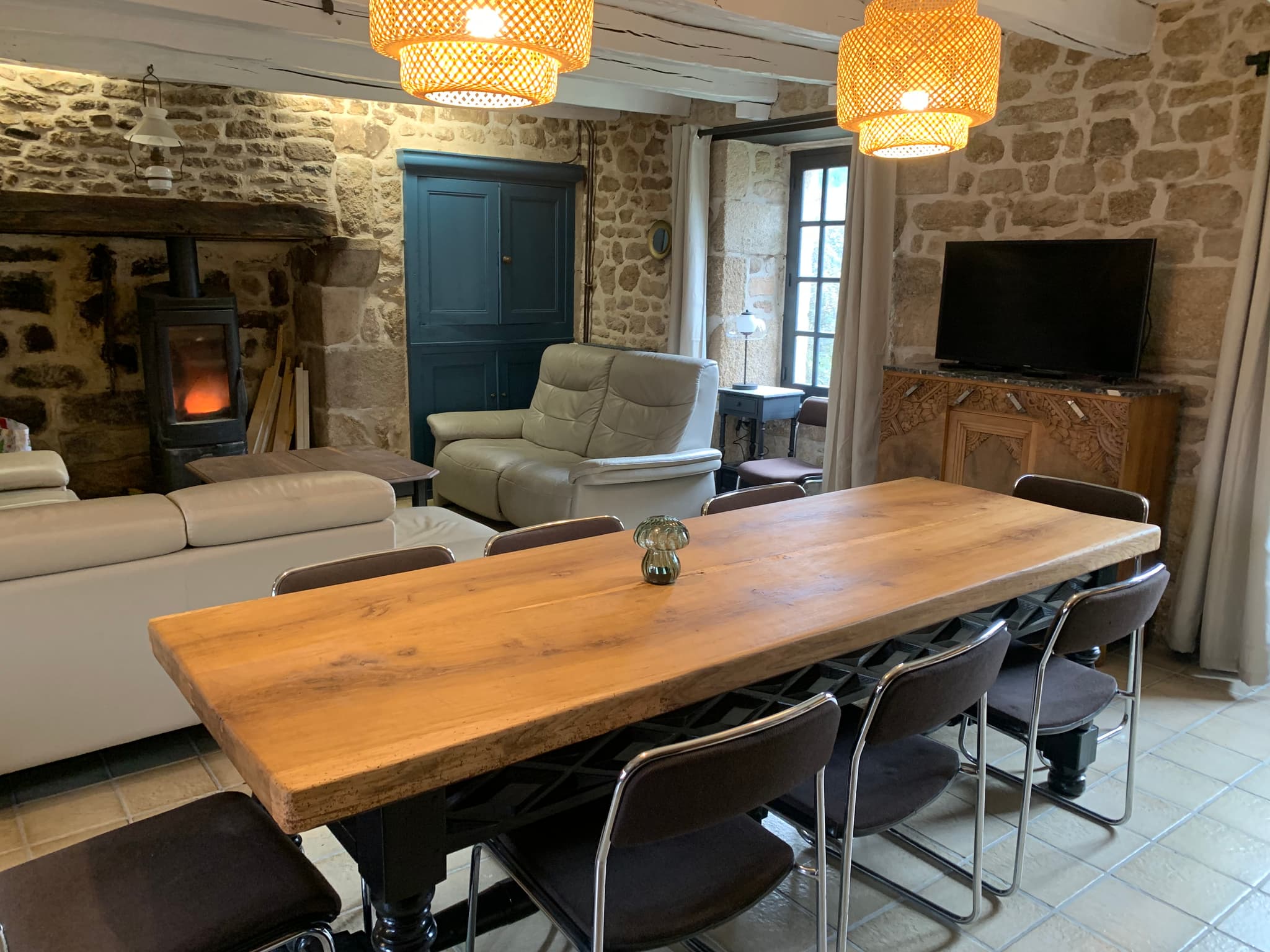 Vacances-au-lac-de-saint-pardoux-haure-vienne-gite-14-personnes