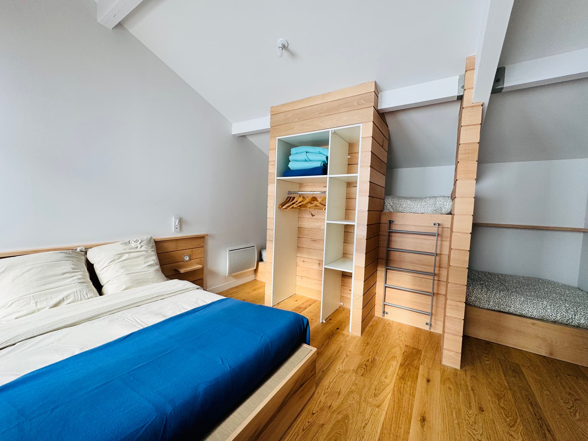 Chambre privative pour 5 personnes, accessible PMR