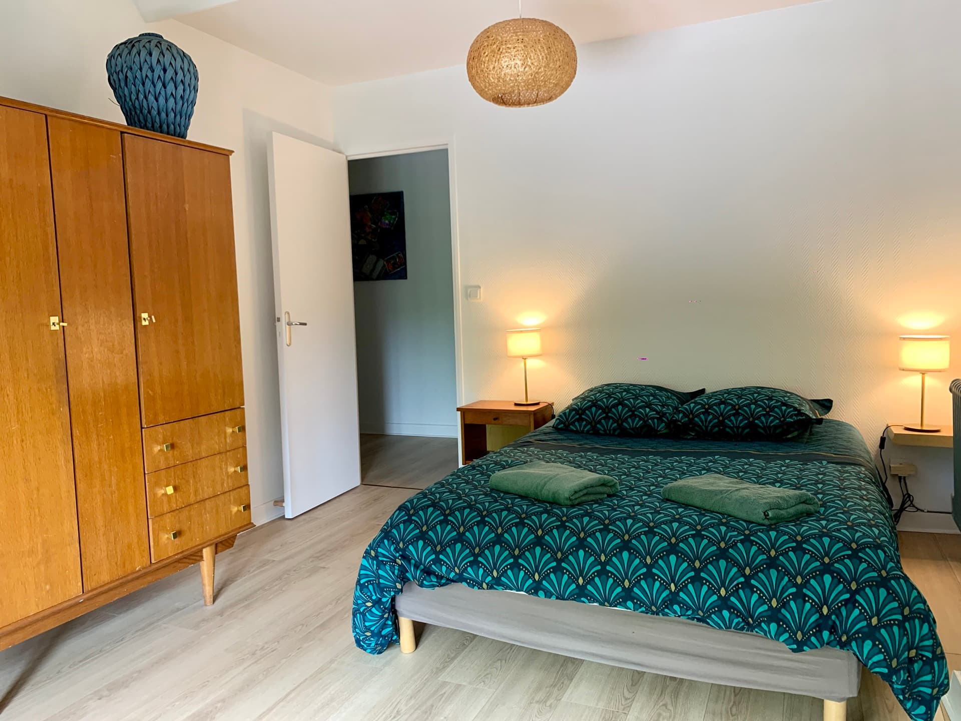 Hebergement-Mauriac-Gironde-La-Petite-Toscane-Saint-Emilion-10-couchages