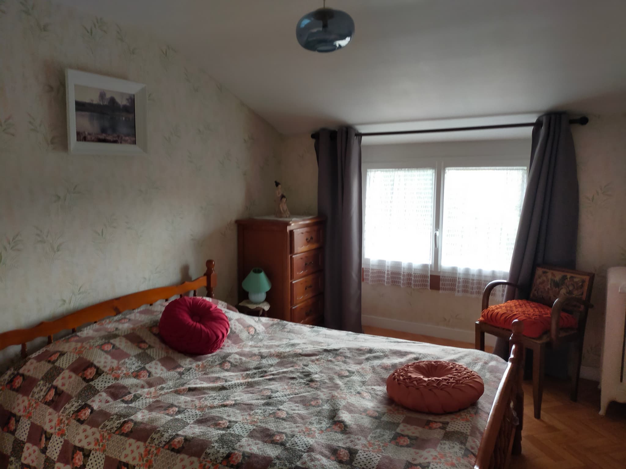 Chambre 2 à l'étage