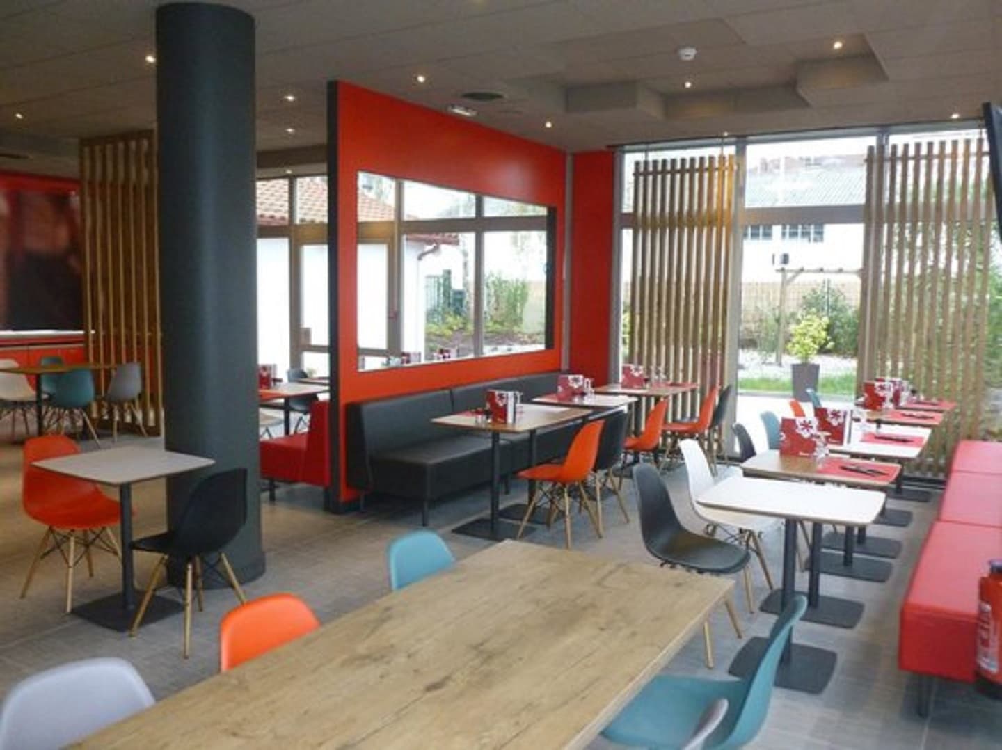 Ibis Kitchen 1