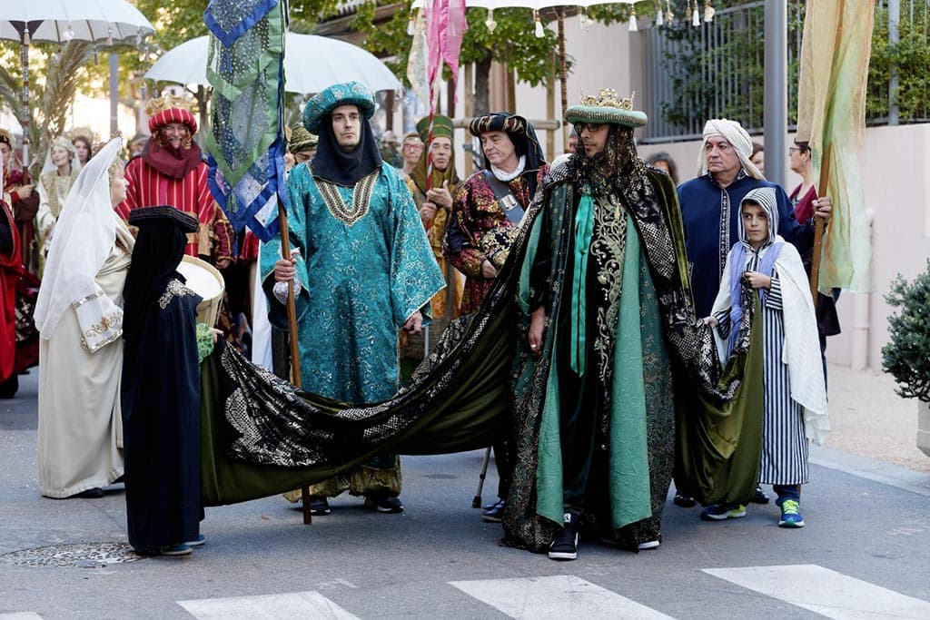 Catherine Ingrassia - La Malle aux costumes