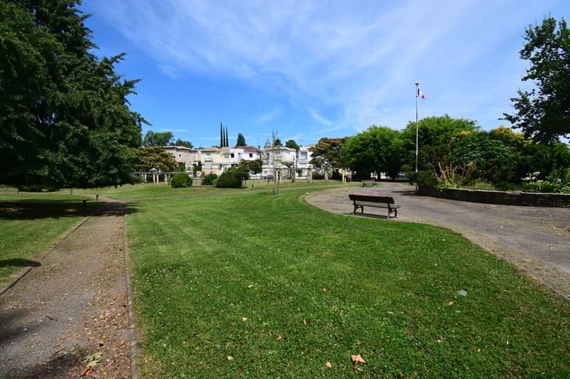 JARDIN PUBLIC STE FOY 2