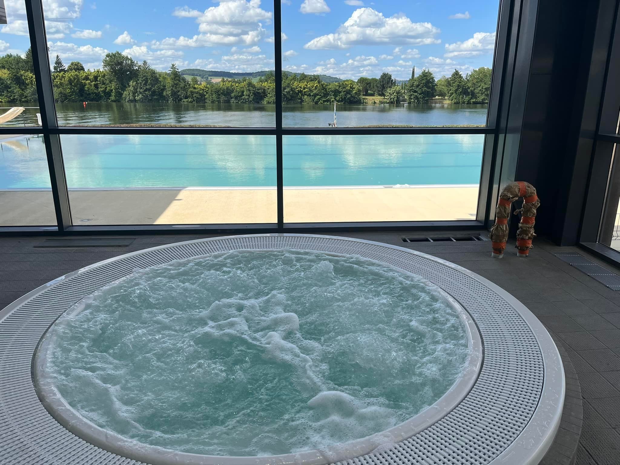 Jacuzzi