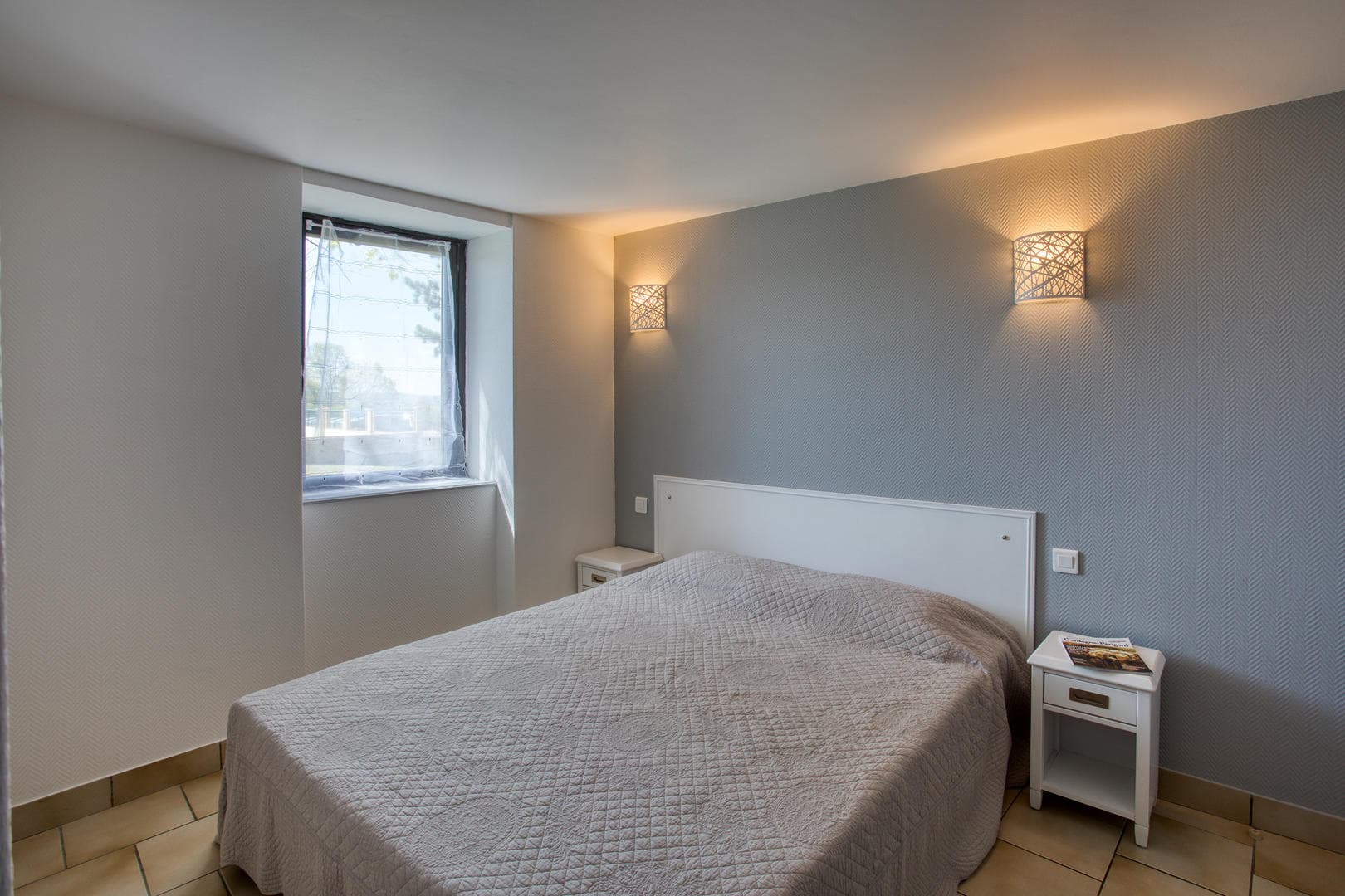 JUSTINE5-Chambre1-lit double