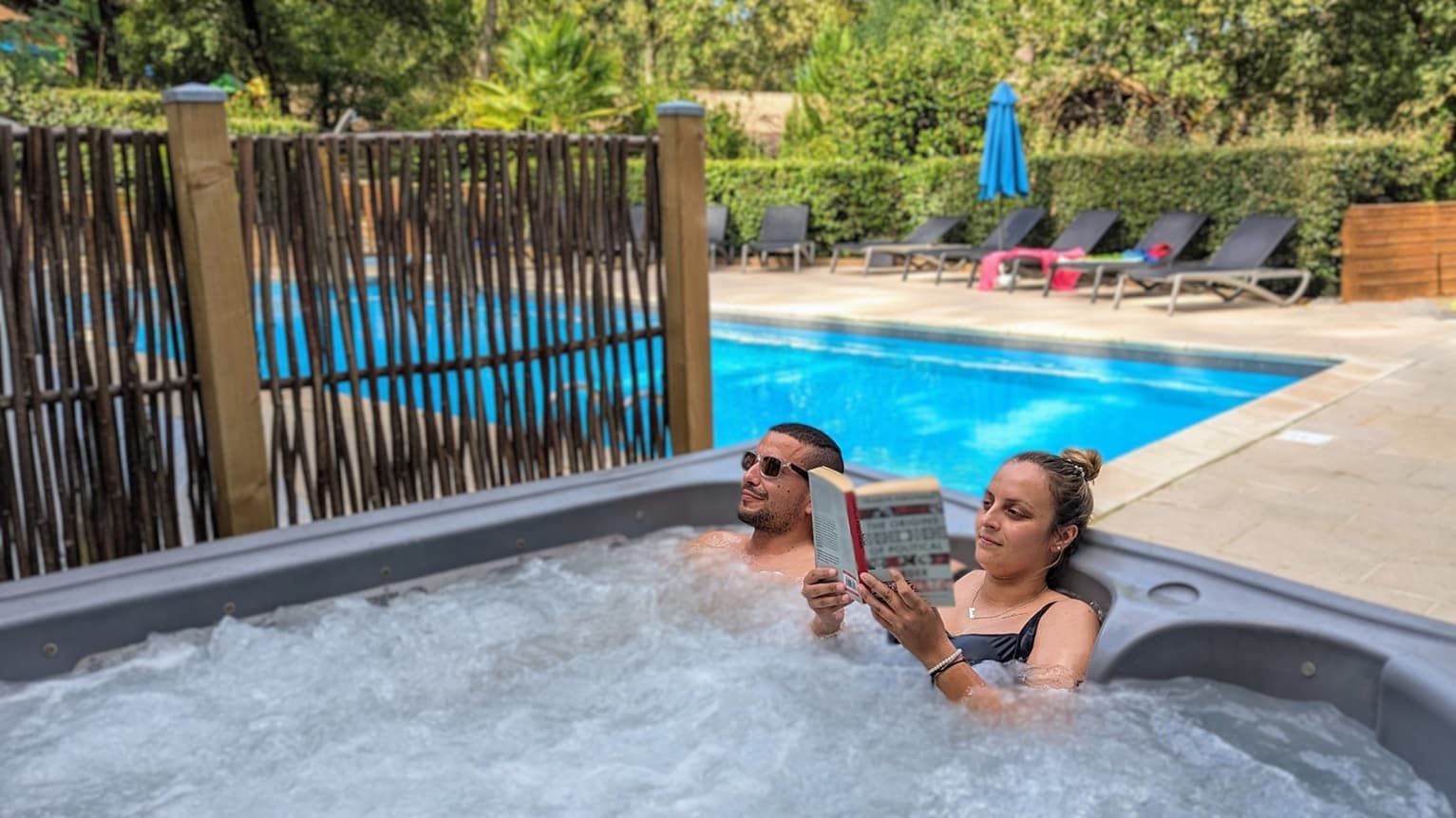 Piscine et Jacuzzi