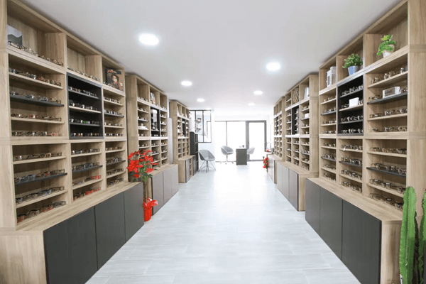 Joptique Opticien
