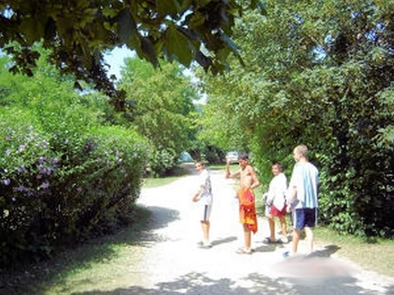 LA RIVIERE 3