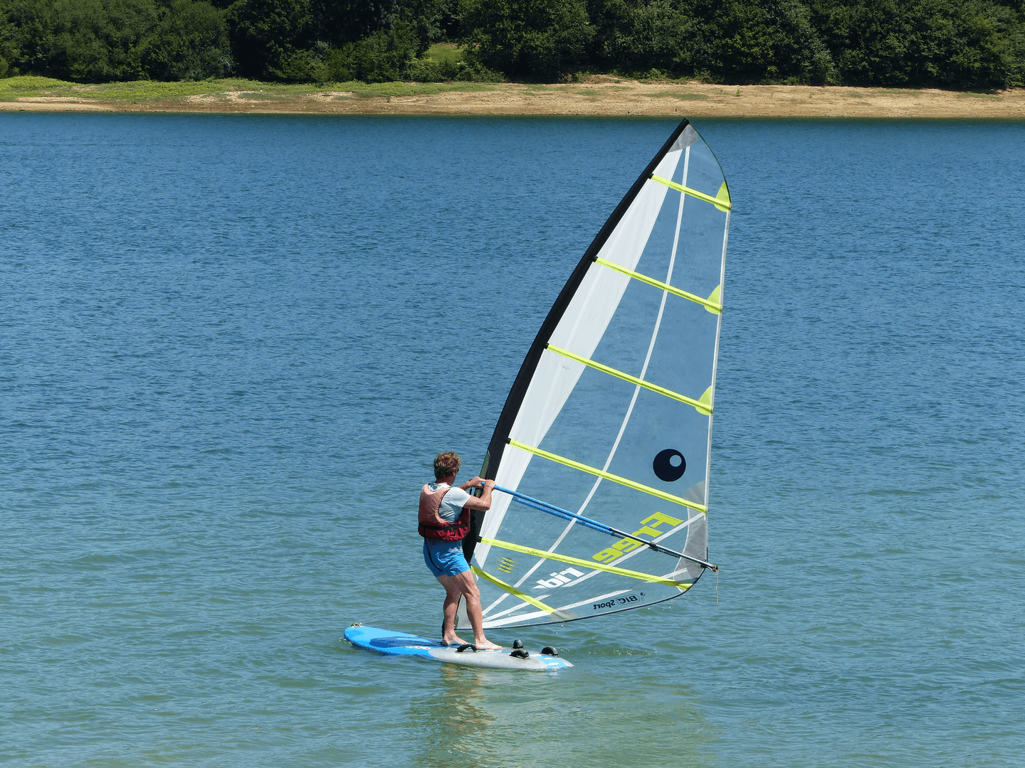 Lourenties stage multi glisse -ete club nautique juillet aout 2026