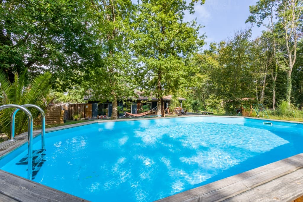 LEON-Silverlandes-piscine