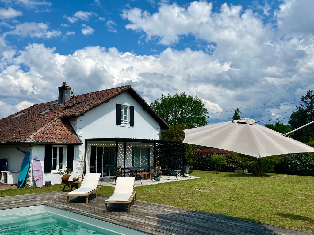 LIT-Sukha-maison ext. piscine