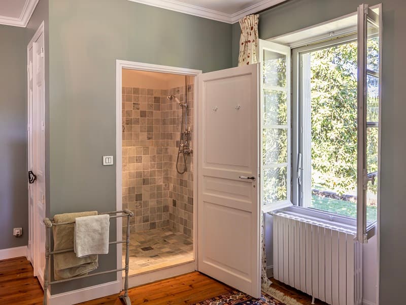 La Chartreuse_SA_Chambre Hortensia_douche