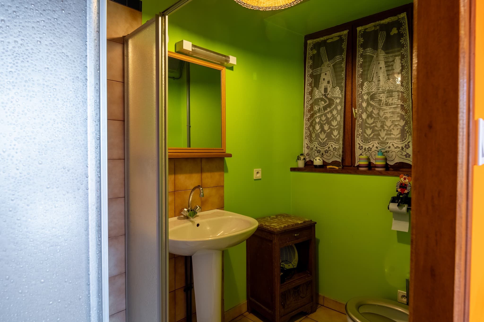 salle de bains mandarine