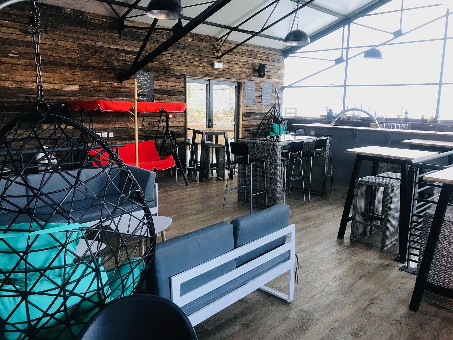La biere des Dock Biarritz salle5