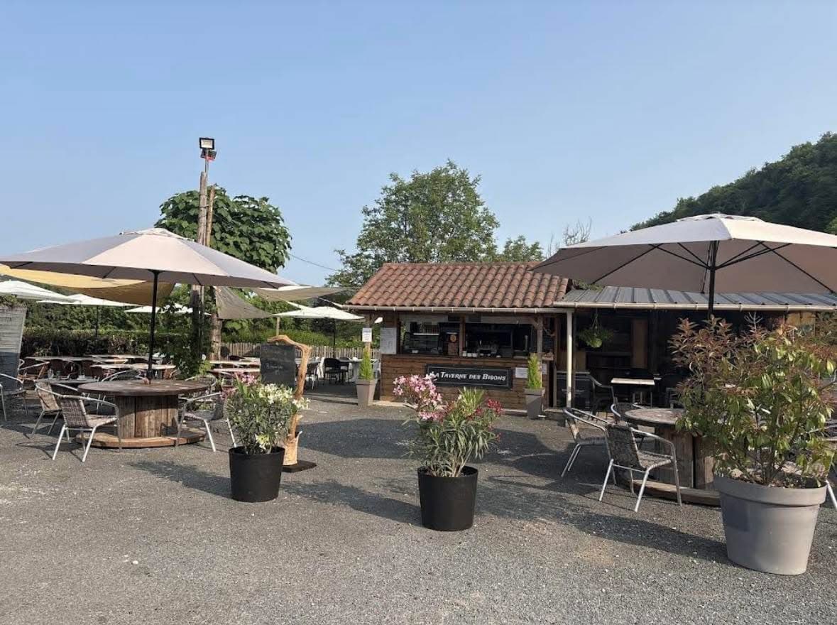 La taverne des bisons 1