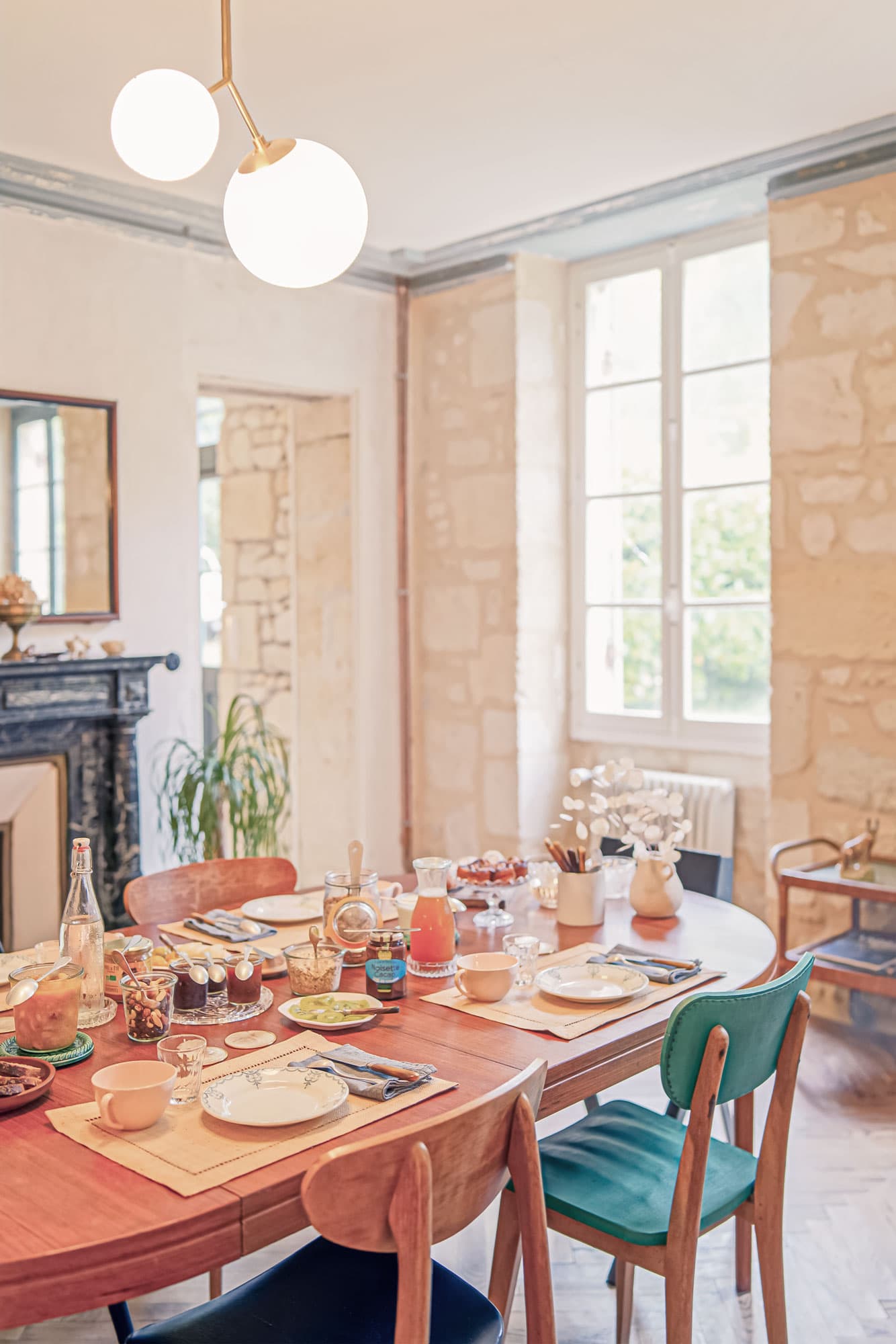 LaNuit&LeJour_DiningRoom_01_©ThierryCosson