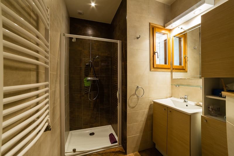 Le-Hibou-Heureux-salle-d-eau