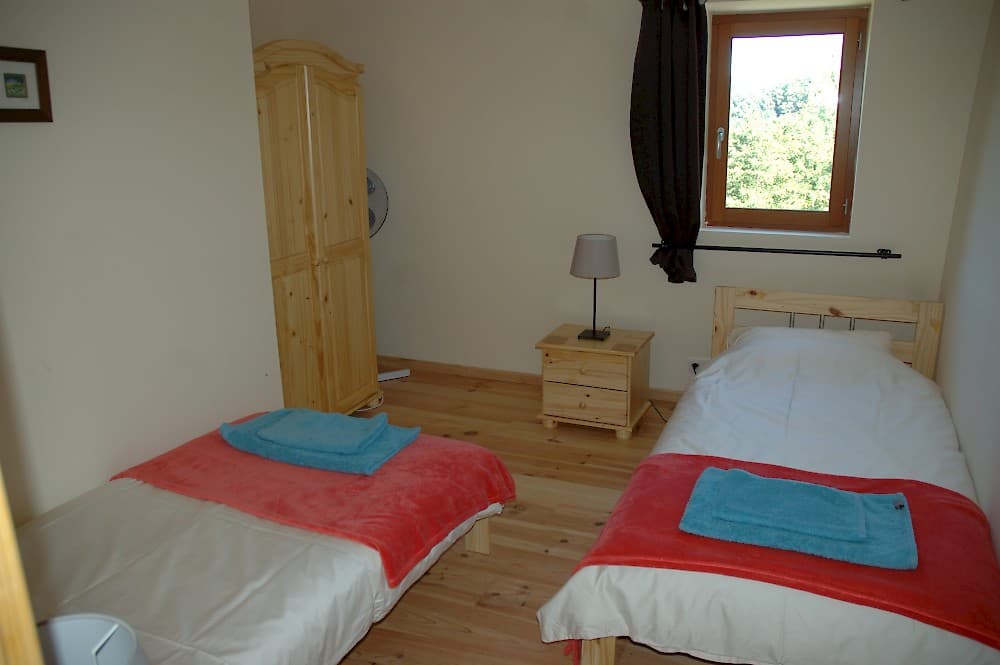 LesHirondelles-LaChabanaise-Beaulieu_chambre2_11