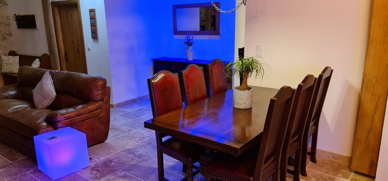 Living room 2