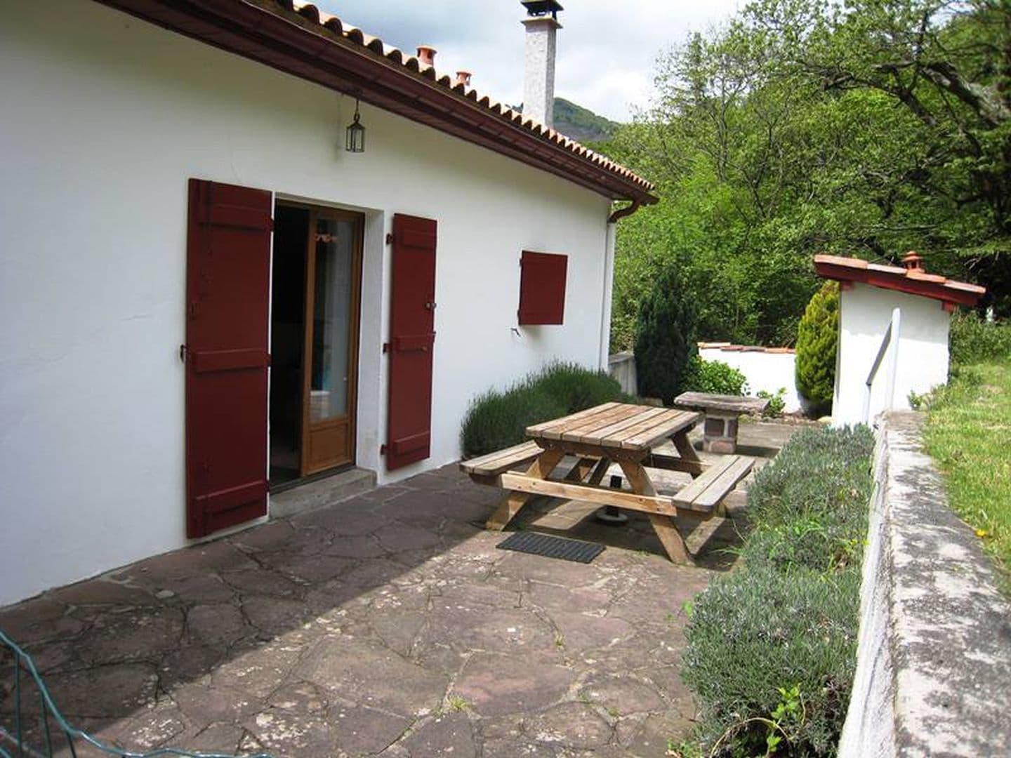Location-Videgain-Terrasse-Aldudes