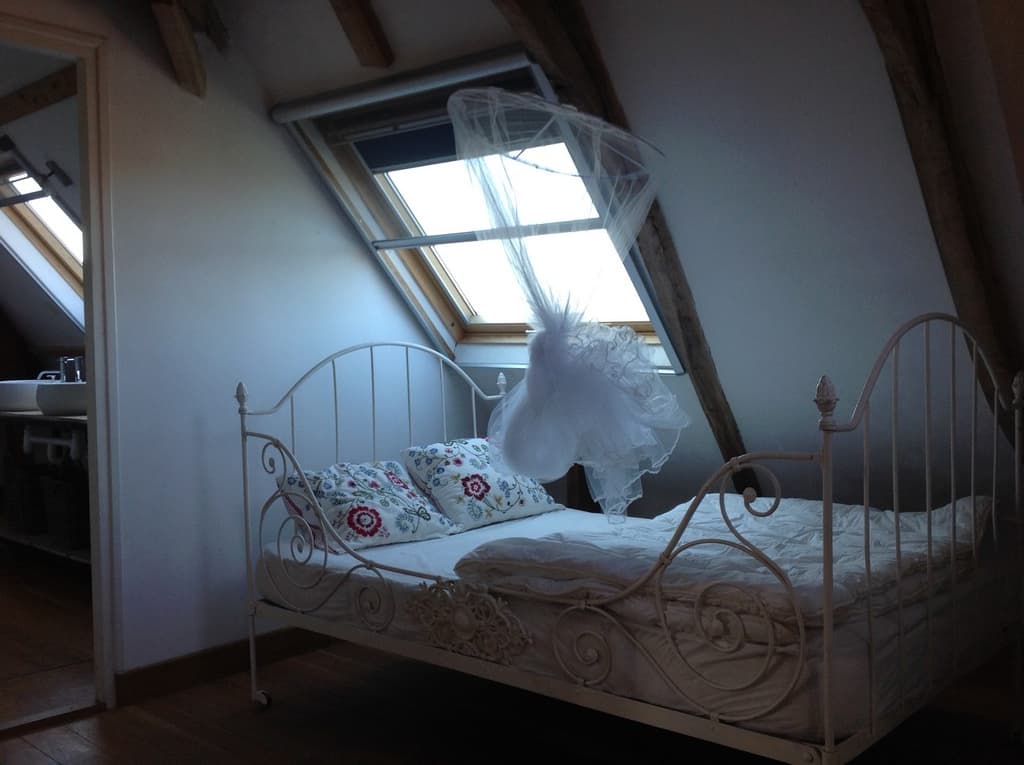 LocationStroink-Liourdres_couchagePalier_26