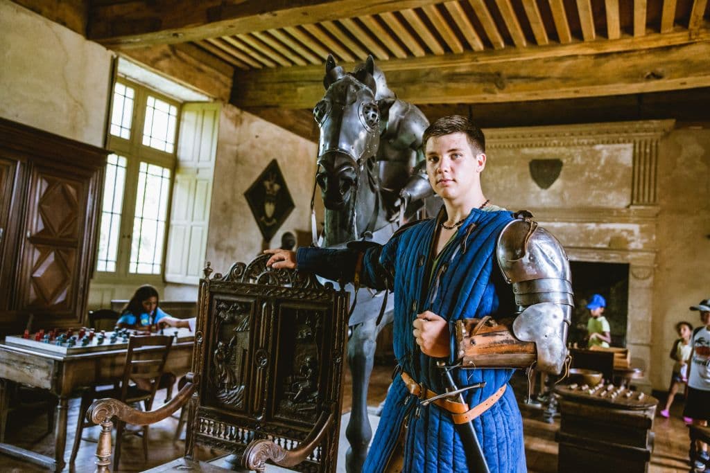 Loic Malzarey - chevalier armure photo enfants