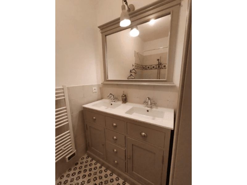 Lugat salle de bain