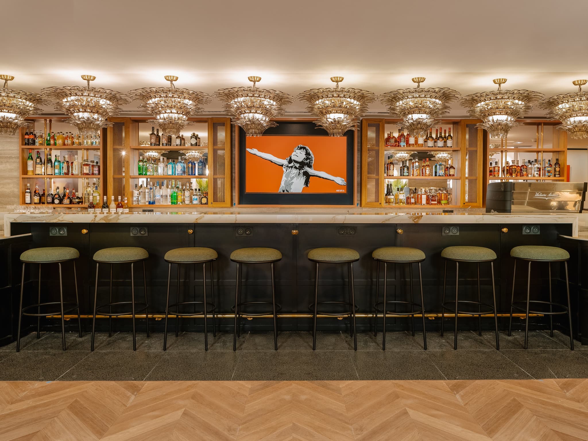 MARTY LOBBY HD-2