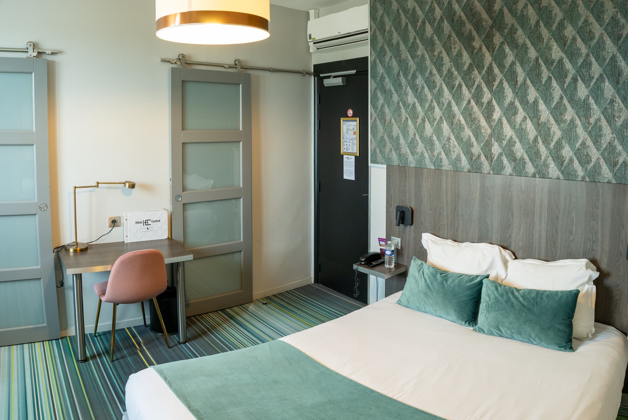 Hôtel Central - Chambre confort