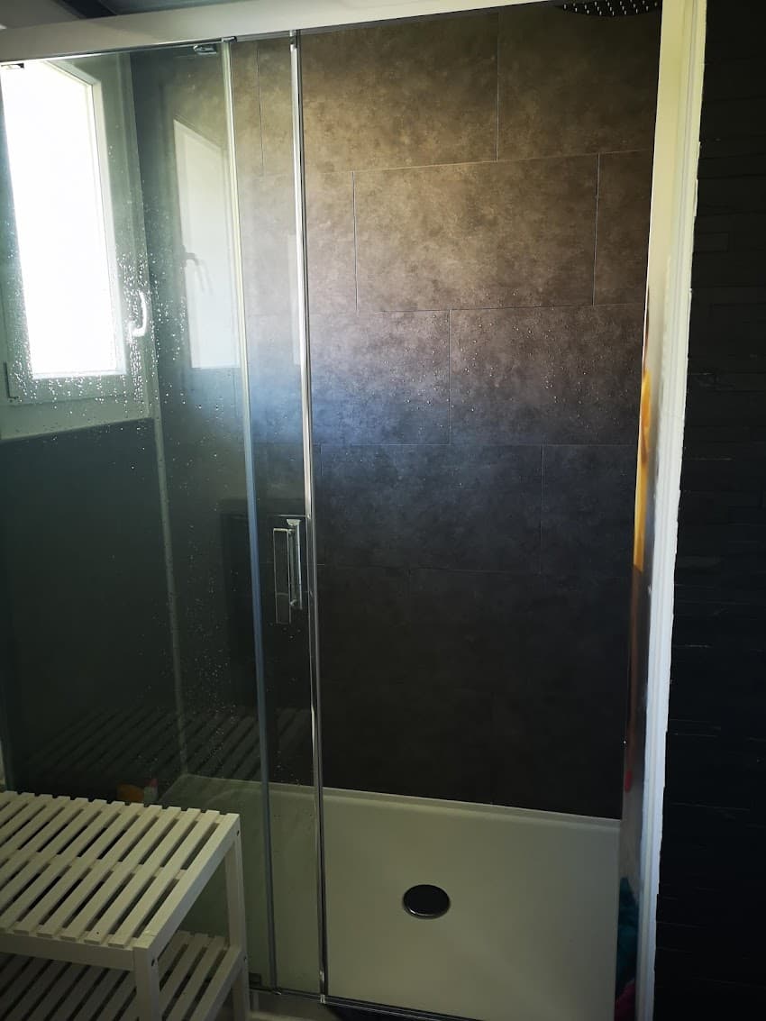MILHORAT DUPUY 14 sdb douche