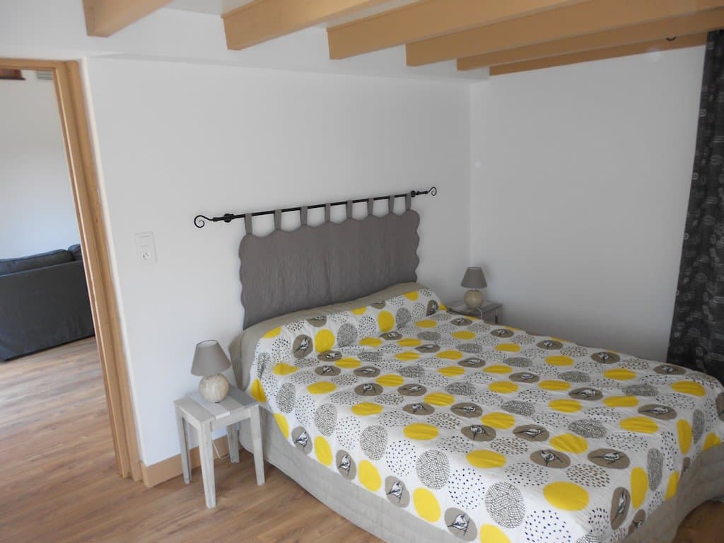 Chambre avec lit de 140 x 190