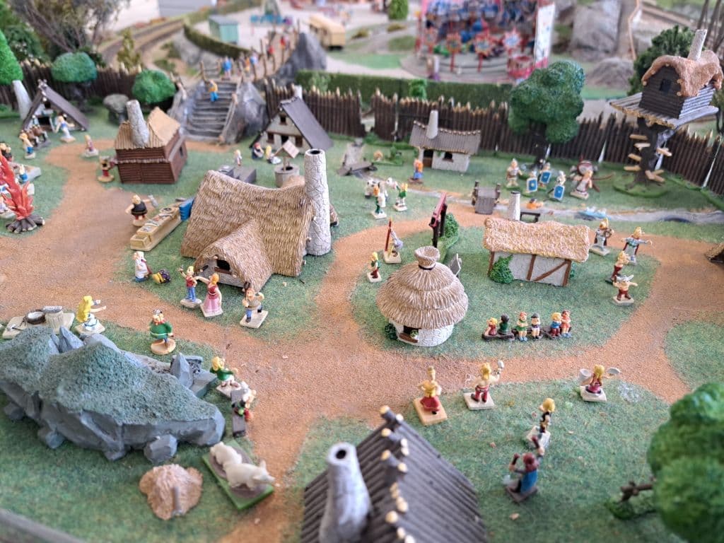 MTN24-village-asterix