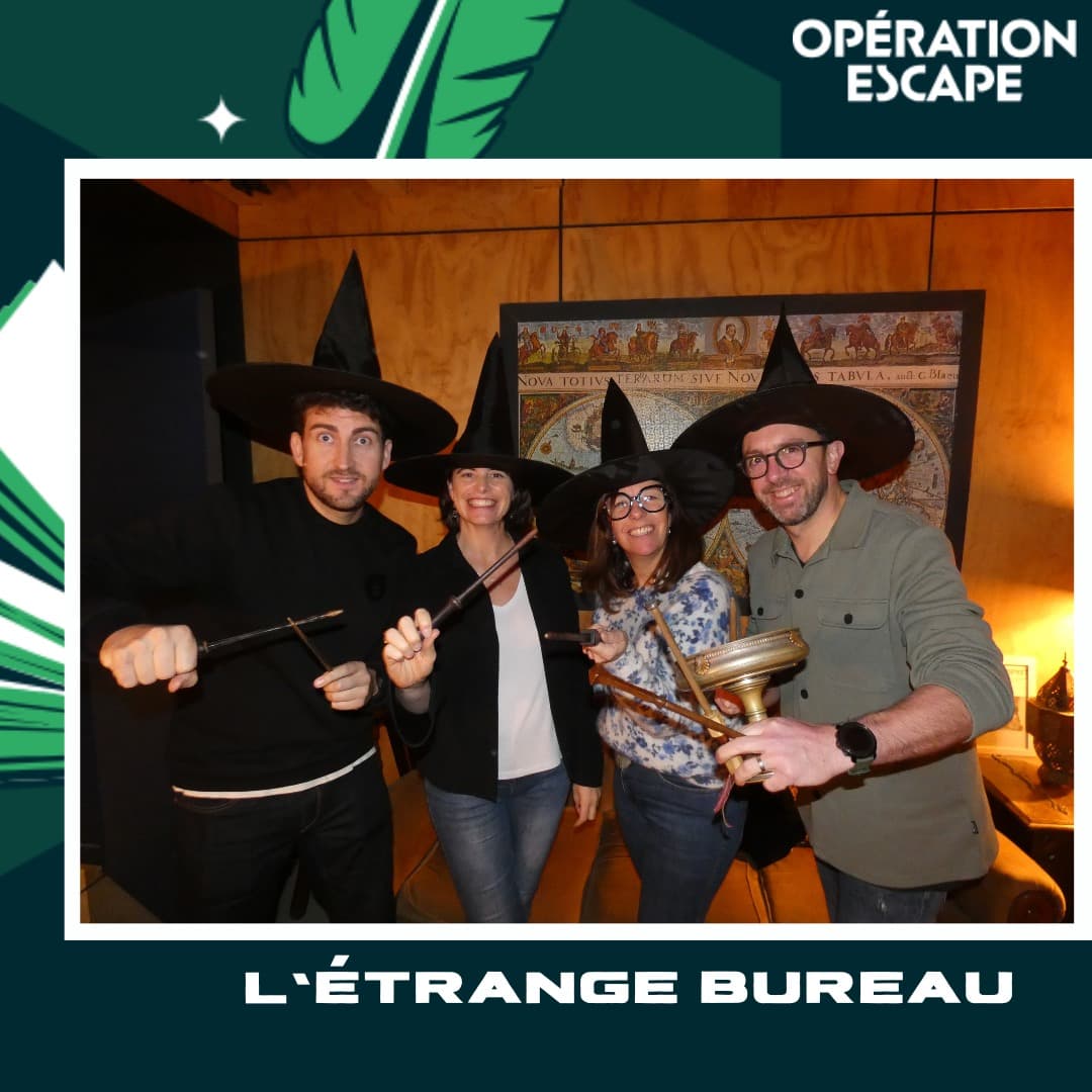 L'étrange bureau