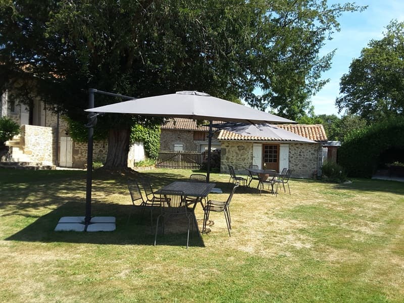 Maison Rebeyrat - Jardin.Sitaquijpg
