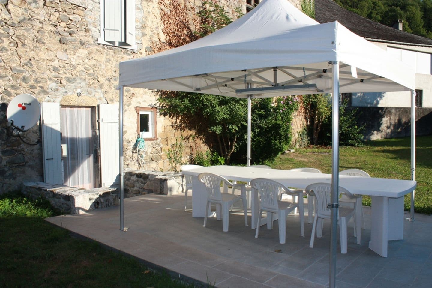 Maison forte_Sauvage_jardin_02