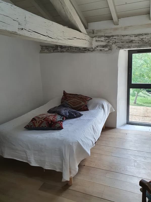 Maison vieille - chambre 2