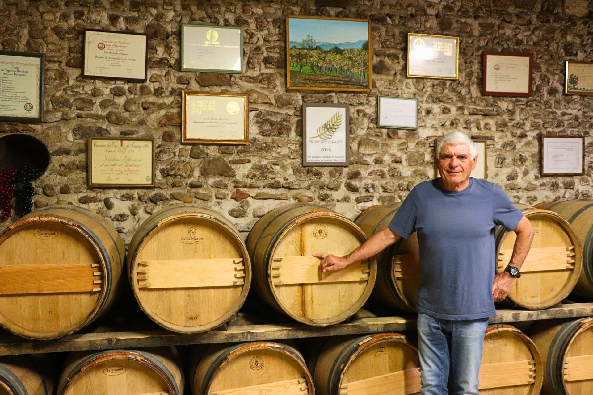 Domaine malarrode monein vin jurancon barriques