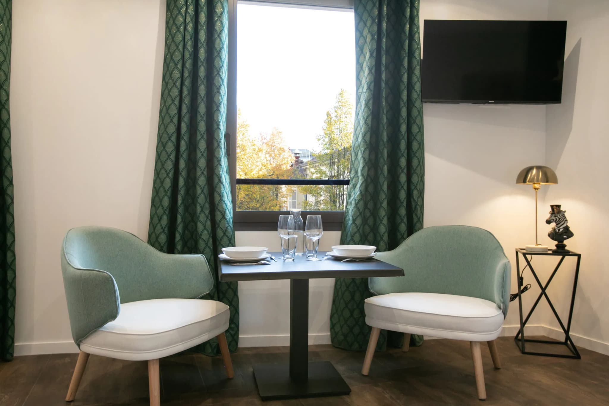 Le Maleville - Chic & Elegant