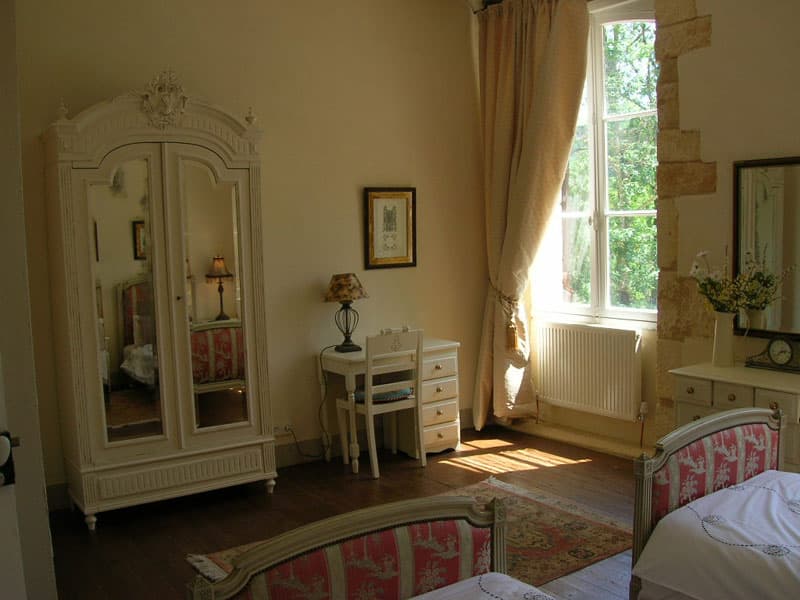 Manior-Seguinet-Bedroom-08