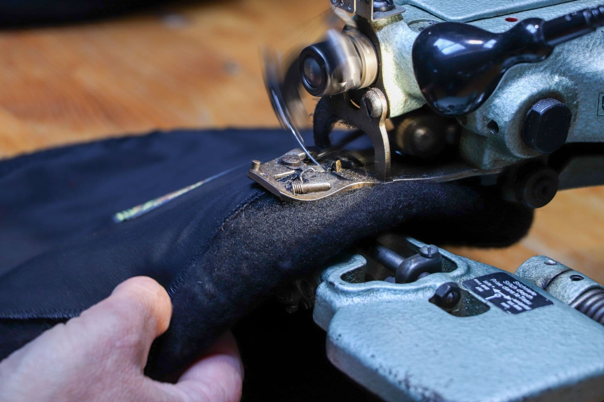 Manufacture-bérets-orthez-beret-artisanal