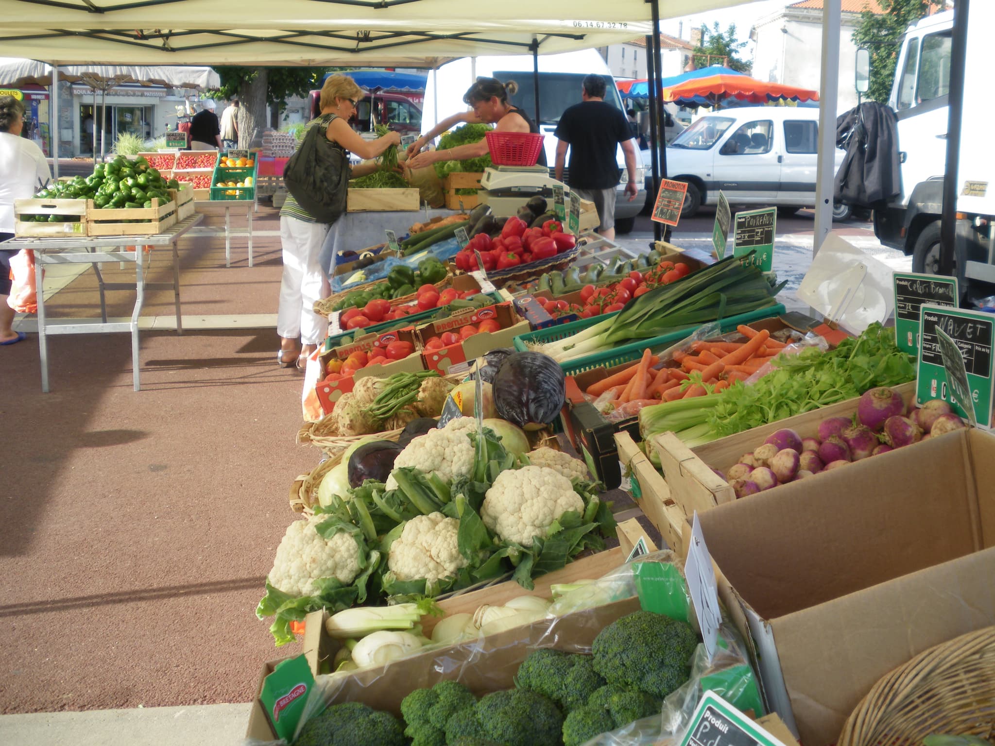 Marché trad Clairac