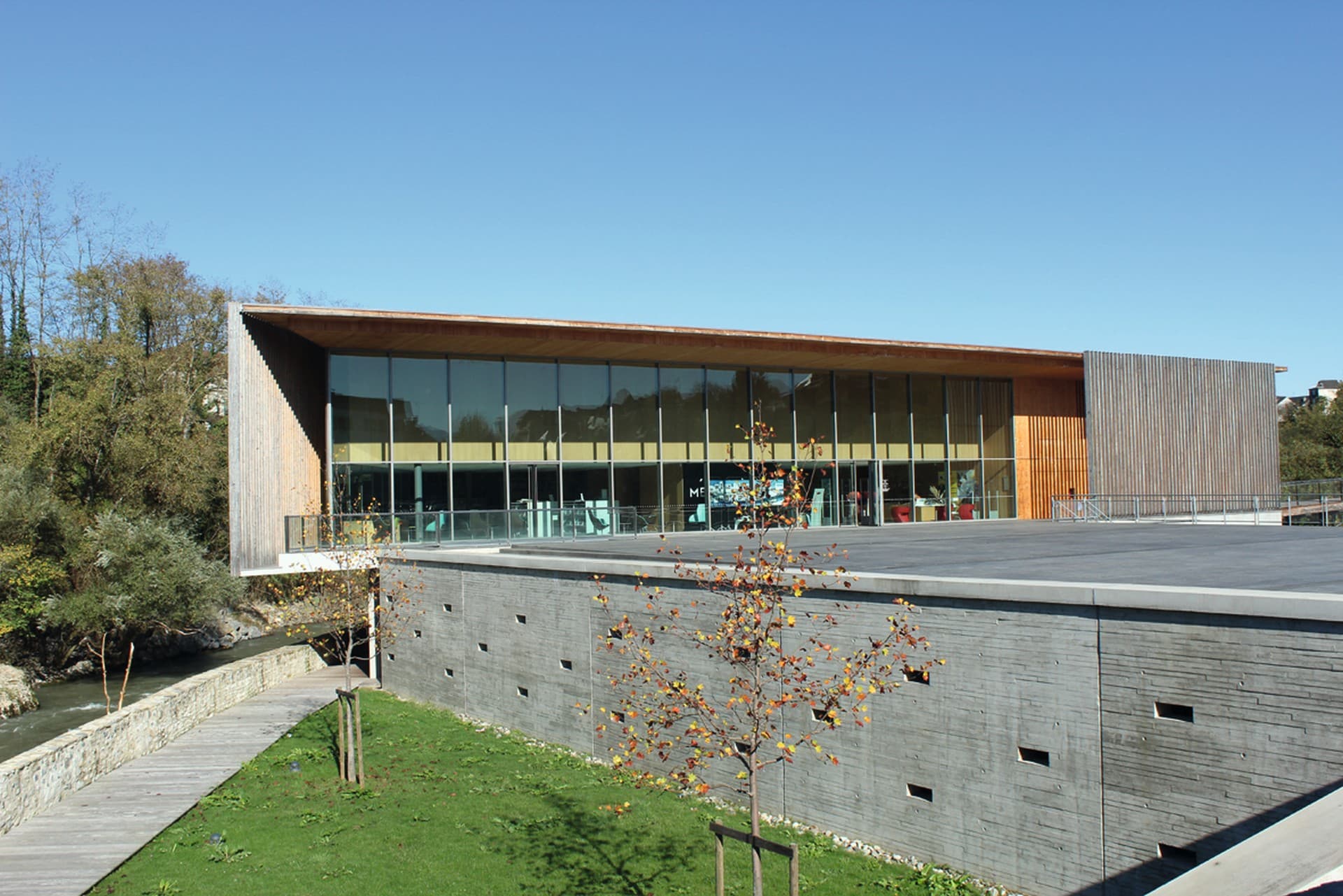 Mediatheque-(OTHB)