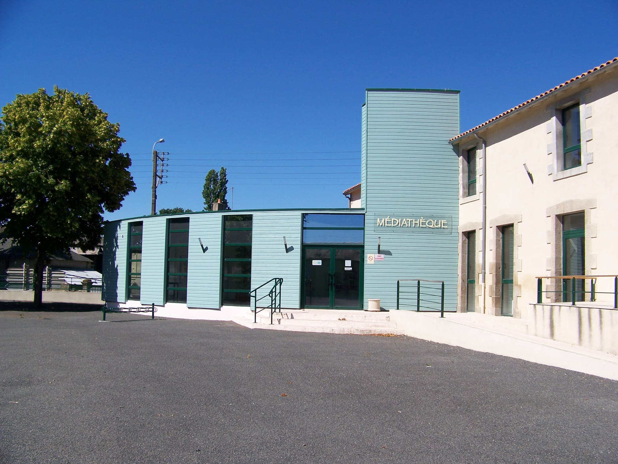 Mediatheque-121