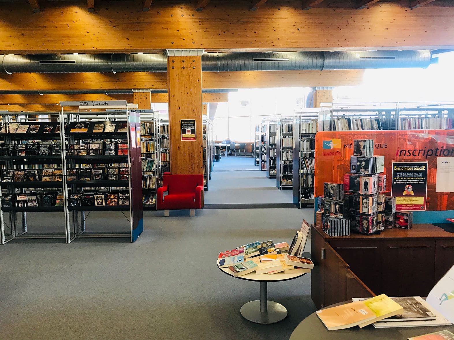 Mediathèque-Biarritz-Salle3